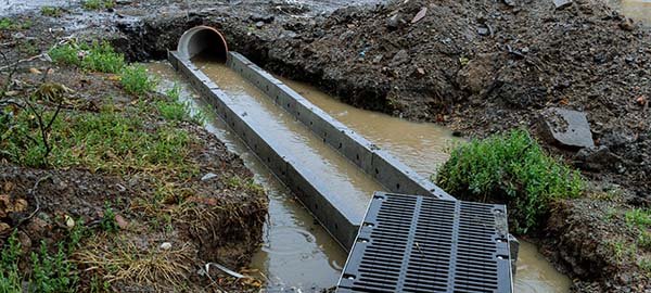Travaux de drainage et assainissement